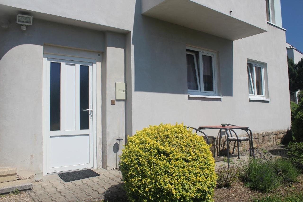 Privat Zelezny Brod公寓 外观 照片